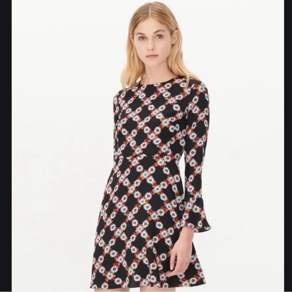 Sandro Rony Silk Dress Floral Long Sleeves.
Size Small